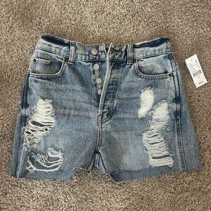 Stylish Distressed Denim Shorts